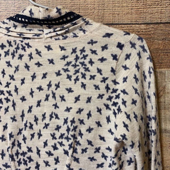 Sparrow Soft Soaring Cardigan Size Small - Picture 9 of 14